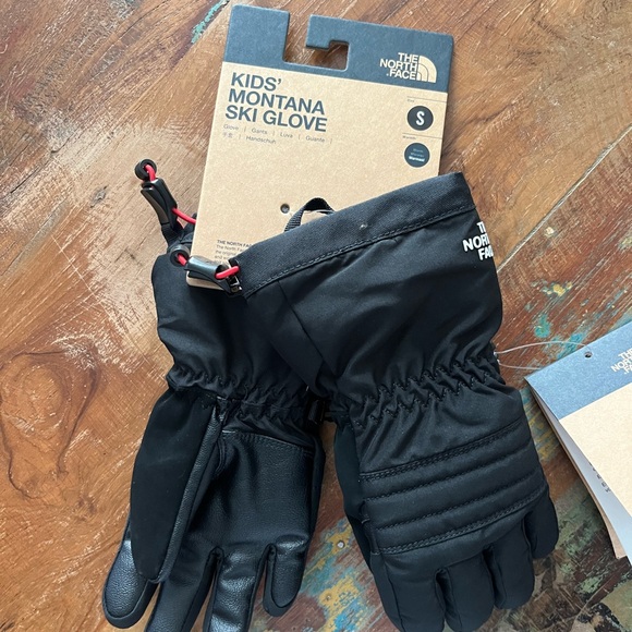 NWT North Face Youth Montana Ski Gloves - Picture 1 of 5